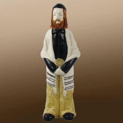Figurka ceramiczna Żyd w sukience 27,5 cm