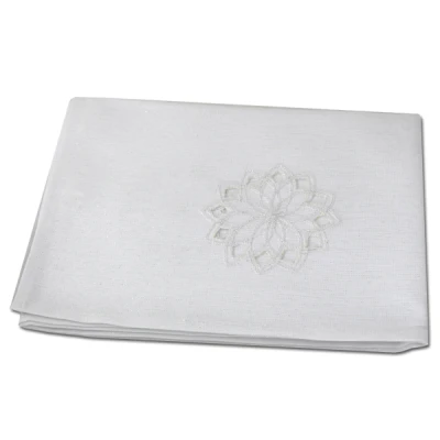 MESA-SERWETA/BIEŻNIK HAFT 85X85 BIAŁY 378