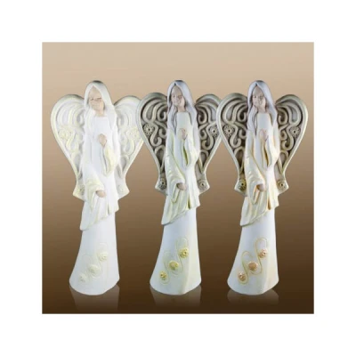 Figurka ceramiczna Kamila 153