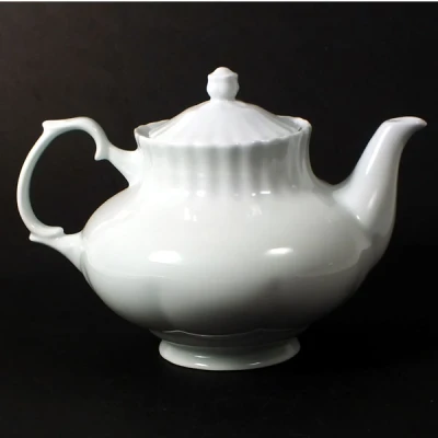 Czajnik porcelanowy Chodzież Iwona C000 1,6 l